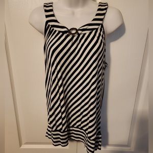 Black and white strip round neck size L sleeveless top